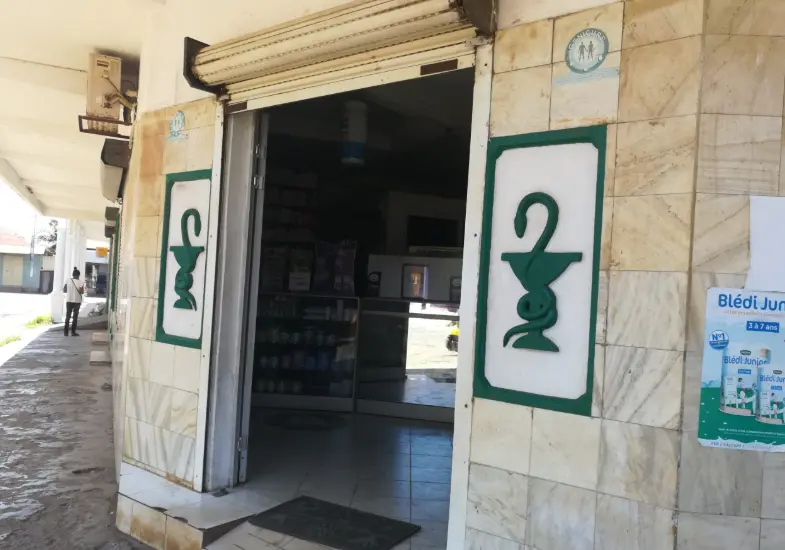 Pharmacie Mora cover