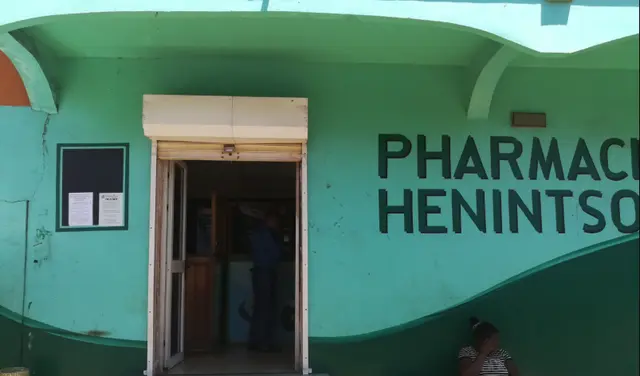Pharmacie HENINTSOA